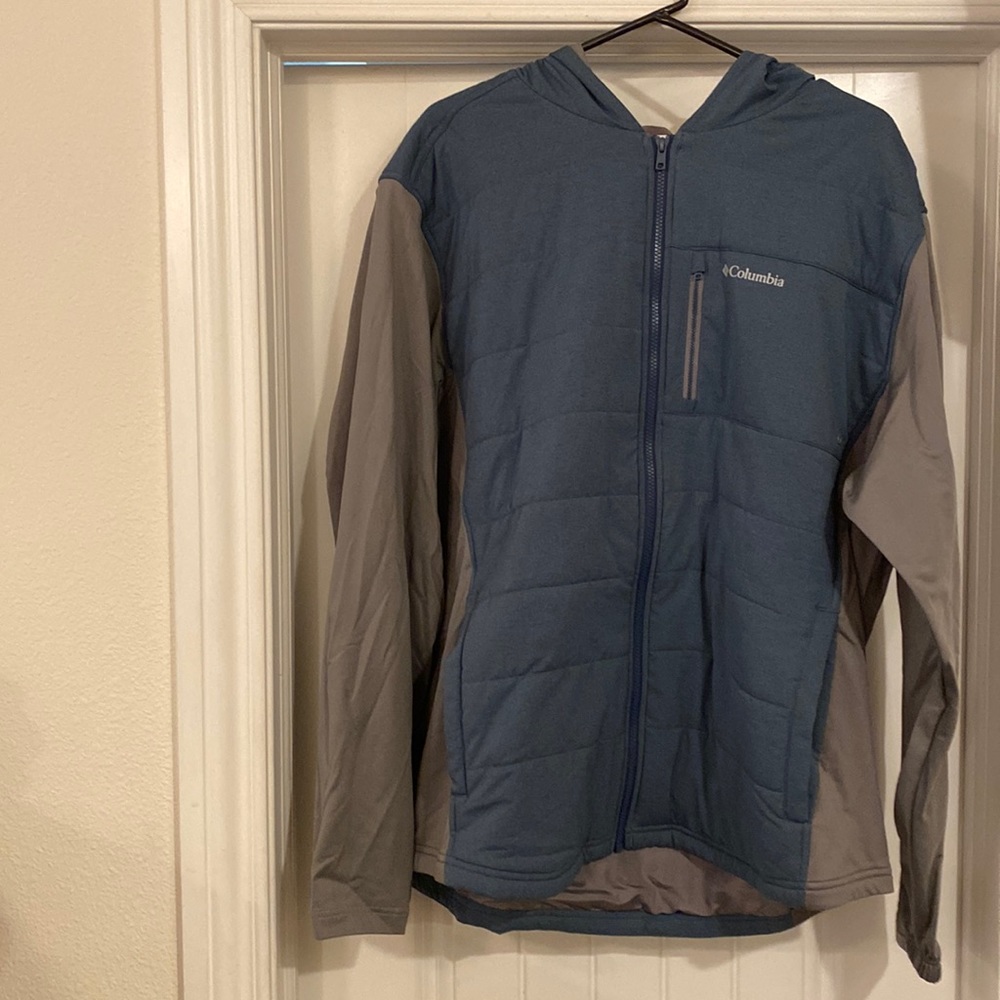 Columbia zip up hooded sweatshirt EUC